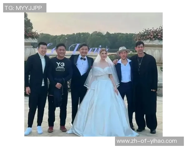 国足球星背后的女人们：揭秘他们的爱情故事与支持力量